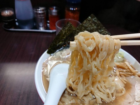手打ち中華そば 酒田 麺