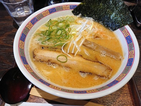 三代目火華　ラーメン