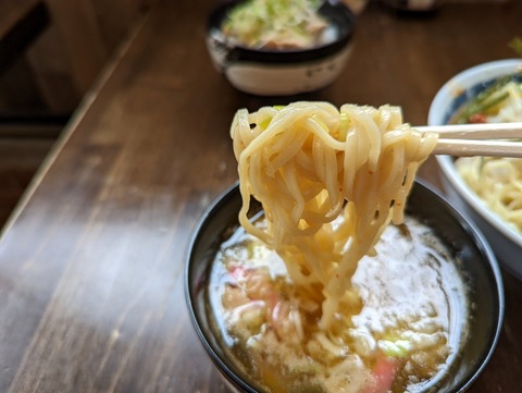びんから食堂 麺