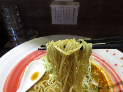 海老丸らーめん 麺