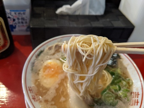 ラーメン健太 麺