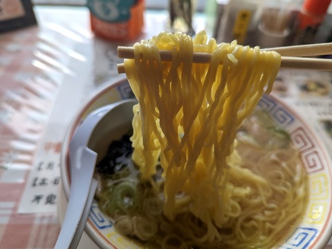 中華そばちくりん 麺