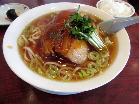 台湾 角煮そば