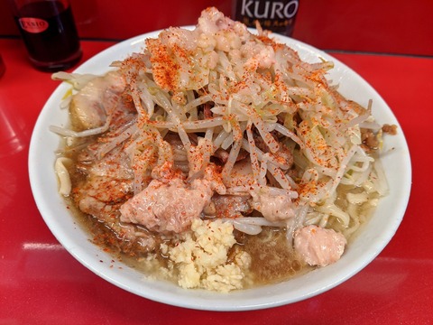 ラーメン二郎西台駅前店　少な目