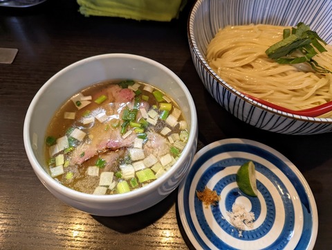 夏海 濃密出汁昆布水つけ蕎麦