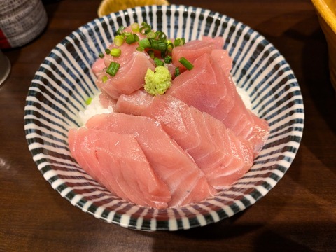 よしかわ　海鮮丼