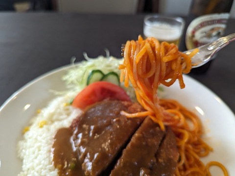 ツル茶ん 麺リフト