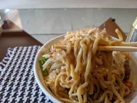用心棒　持ち帰りまぜそば　麺