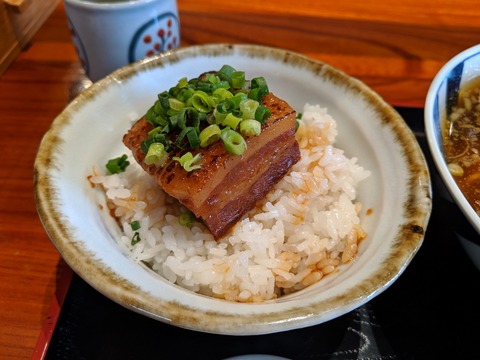 もみじ 角煮飯