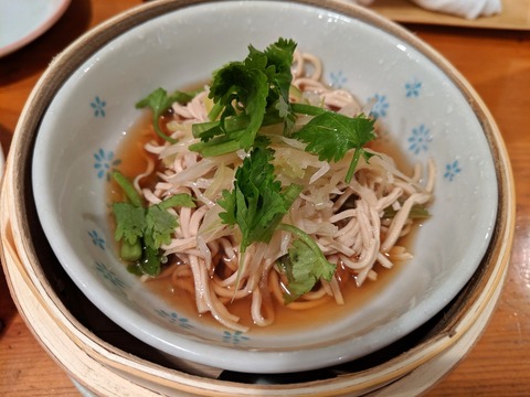 ゆずのたね 押し豆腐と干しエビのナンプラー