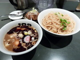 サクラサク 黒つけ麺