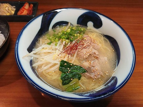 まんぷう 牛骨ラーメン