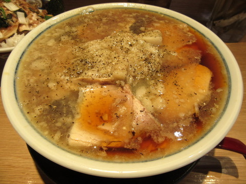 ラーメン凪　ふつうに煮干ラーメン背脂