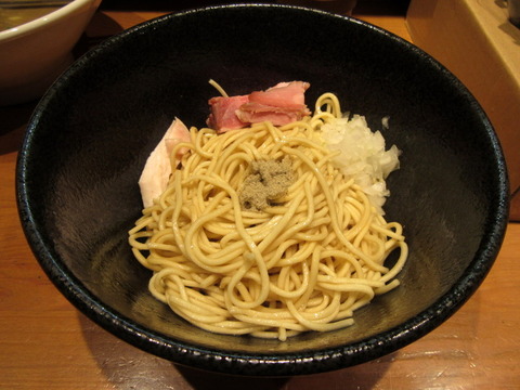 つきひ　和え玉