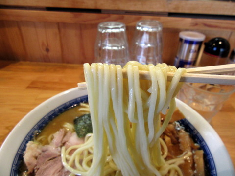 としおか 麺