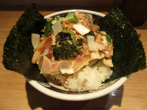 ラーメン凪　セット肉飯