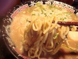 無鉄砲 中太麺