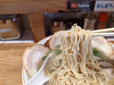 でぶちゃん　麺