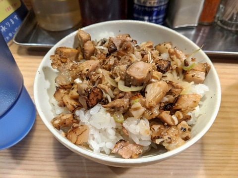 煮干そば流　肉めし-001