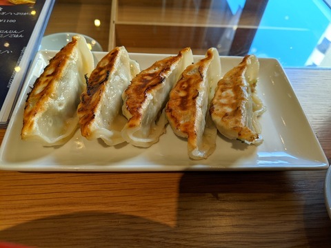 園食堂 餃子