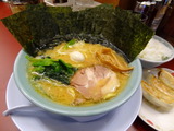 松田家 豚骨醤油ラーメン
