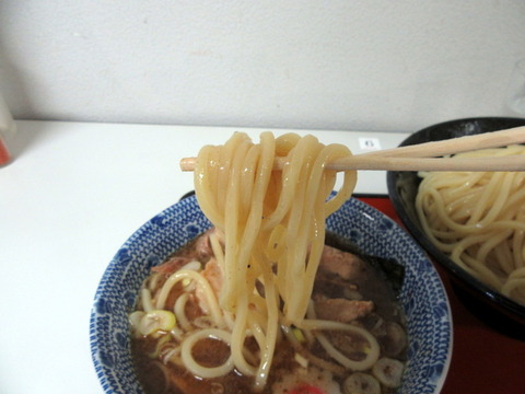 頑者マルヒロ催事　麺