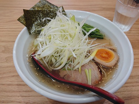 凛　千寿白髪葱塩らーめん