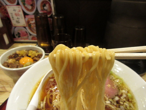 依々恋々 麺