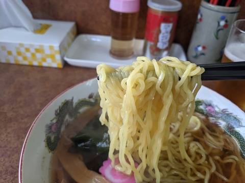 桜台の餃子家 麺