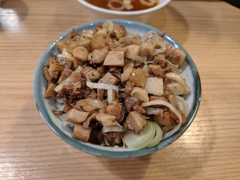煮干そば流　肉めし