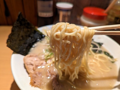 〇新ネギラーメン 麺