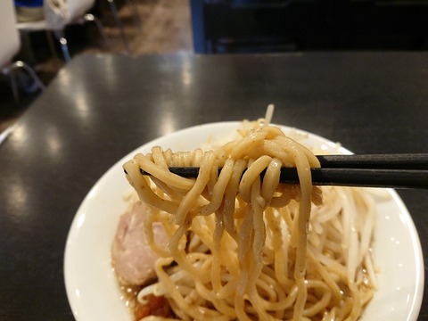 男山 麺