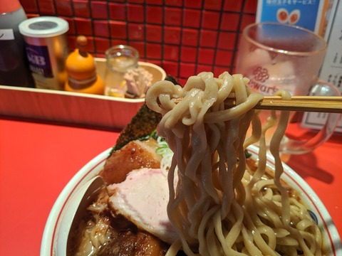 ソラノイロ食堂 麺
