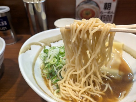 ニキ (2)