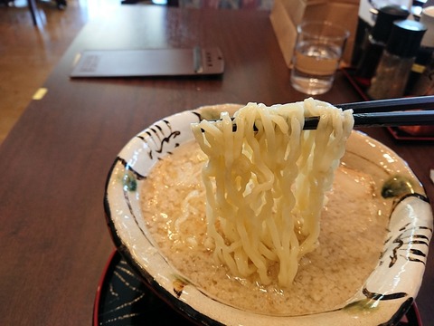 やま吉 麺