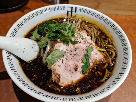 卍力 スパイス・ラー麺