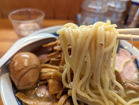 としおか 麺