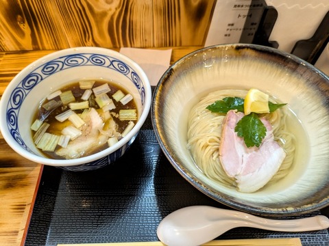 JAPANESE光ラーメン (2)