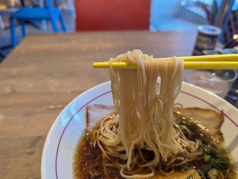 ピリリの虎 麺