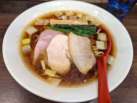 麺や谷口　醤油らーめん