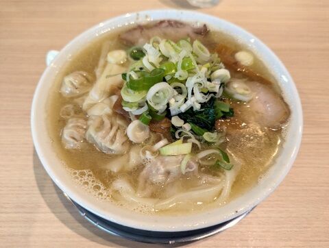 船越　ワンタンメン塩
