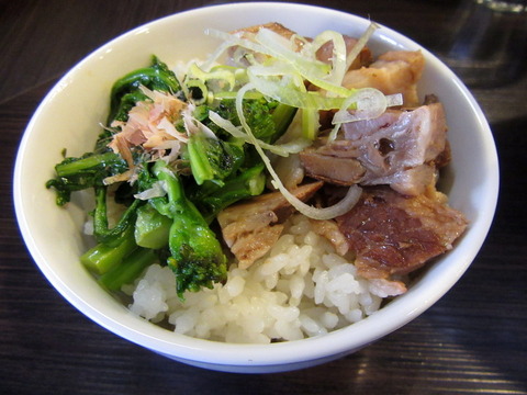 日本麺料理さくら　四季の角煮飯
