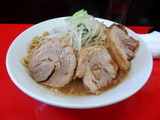 びんびん豚 らーめん小豚