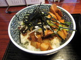 麺楽屋 チャーシュー丼(小)