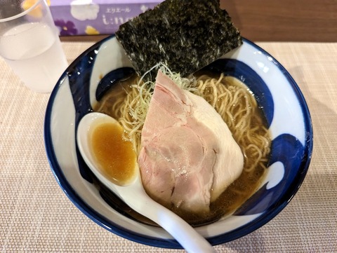 食撃の琥煌 中華そば醤油