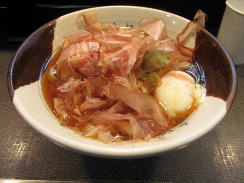 住よし　玉子入りきしめん