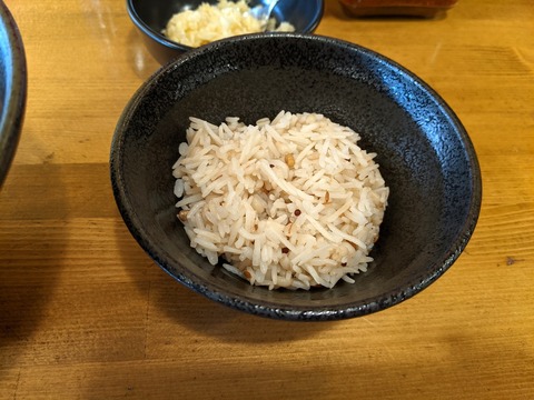辛麺 サソリ 謎メシ