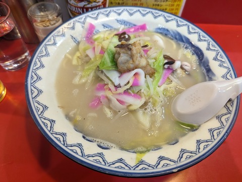 思案橋ラーメン　爆弾チャンポン