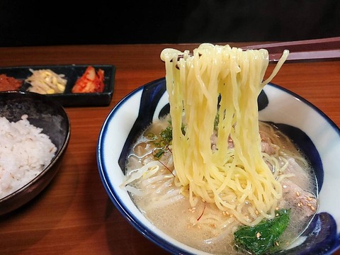 まんぷう 麺