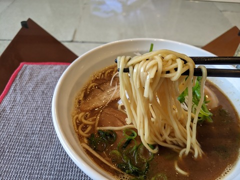 渡なべ　麺-001